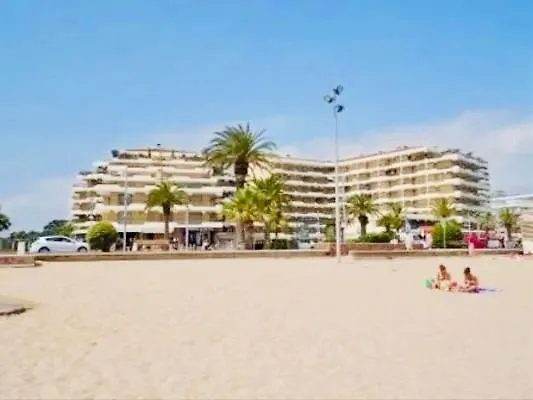 Apartment Studio Cabine En Front De Mer Frejus